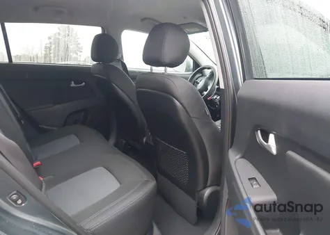 2015 Kia Sportage Lx z USA, uszkodzony, nr VIN KNDPB3AC4F7690063